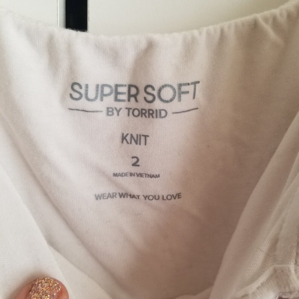 Super Soft Cold Shoulder Eyelet Ruffle Top - Picture 4 of 7